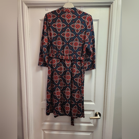 Michel Studio faux wrap dress with belt - Picture 2 of 3